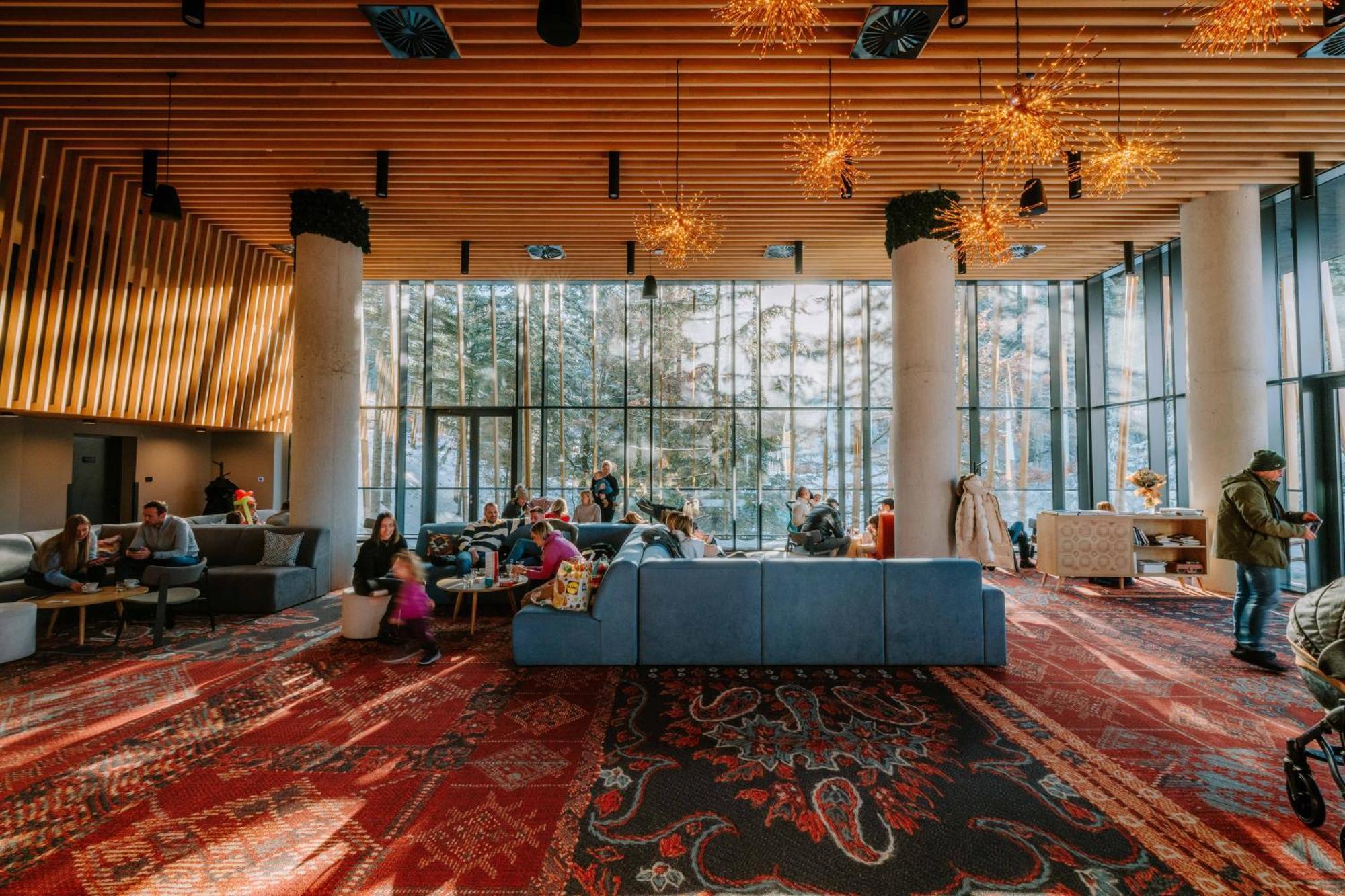 Hotel Nomad Белашница Экстерьер фото