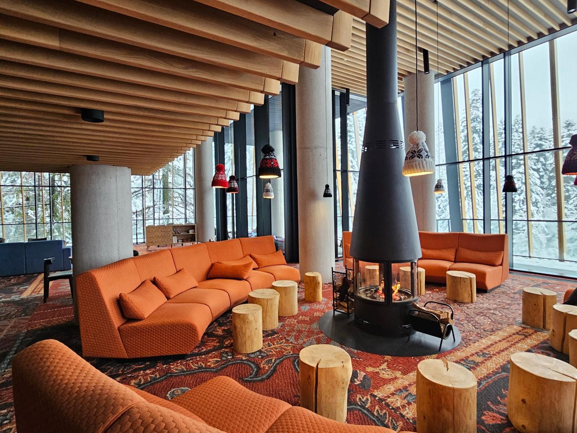 Hotel Nomad Белашница Экстерьер фото