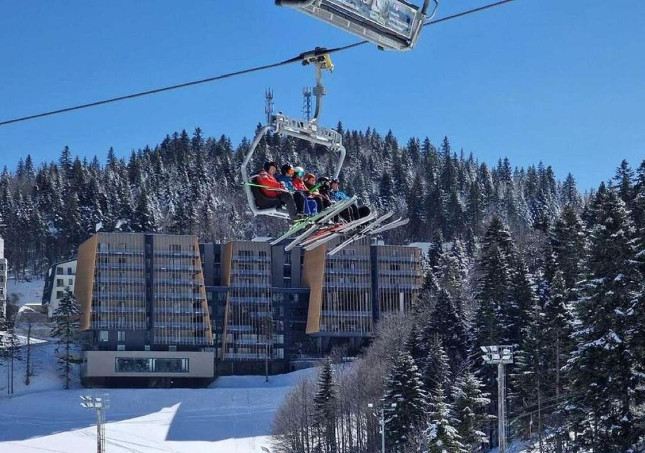 Hotel Nomad Белашница Экстерьер фото