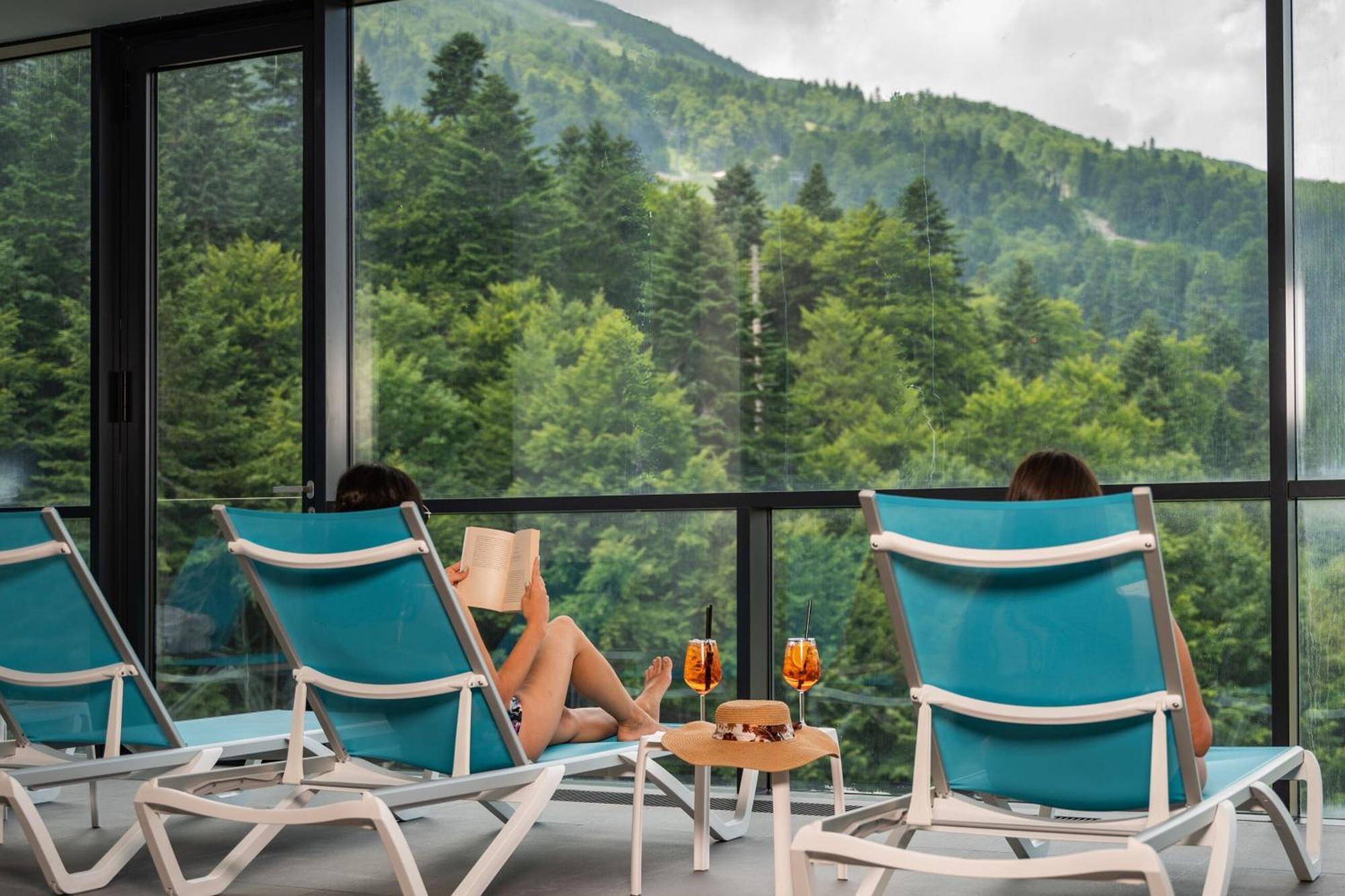 Hotel Nomad Белашница Экстерьер фото